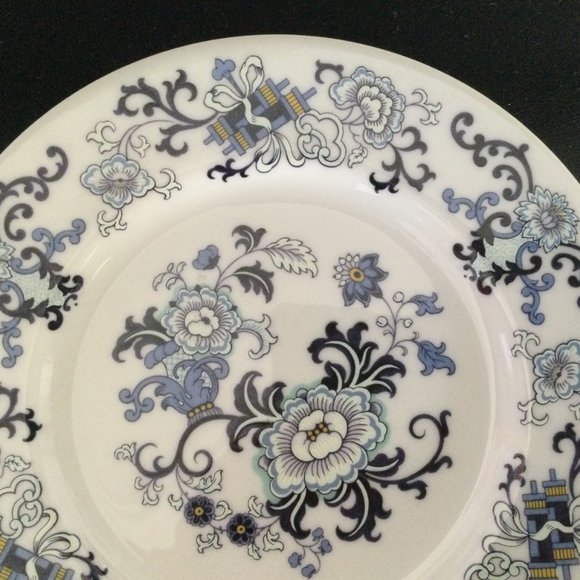 Vintage Royal Doulton Fine China Plate NANKIN 6.5" bread plate - Picture 2 of 5